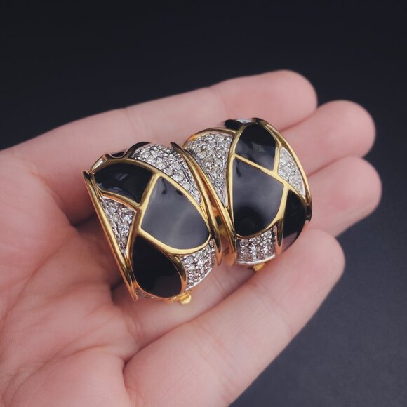 Vintage Swarovski Chunky Black Enamel Rhinestone Gold Half Hoop Clip Earrings - Picture 10 of 12